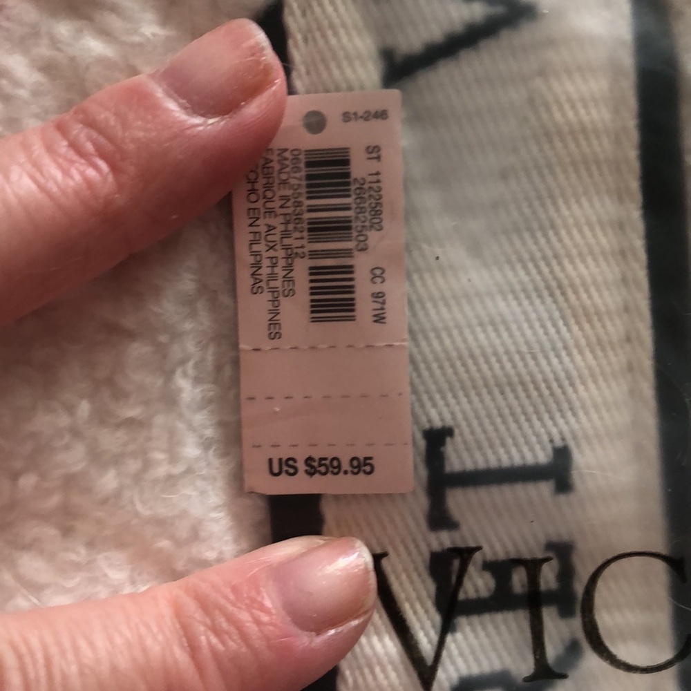 White Victoria’s Secret bag - Picture 3 of 4